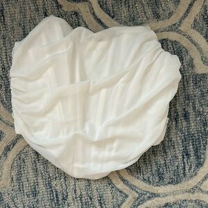 White cropped strapl corset